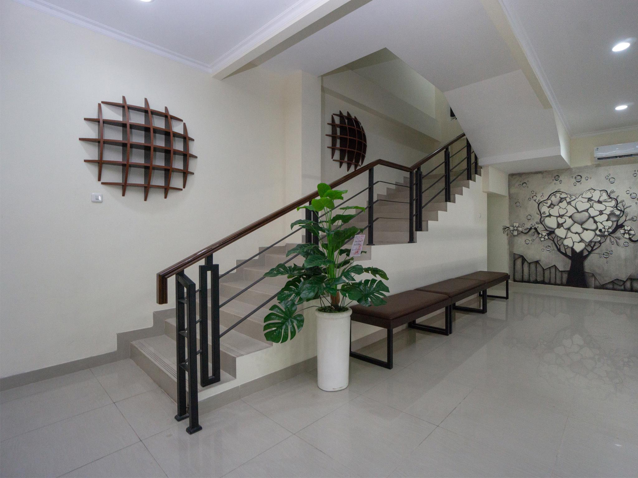 Collection O Yogyakarta Near Jalan Malioboro Formerly Alena Residence Exterior foto